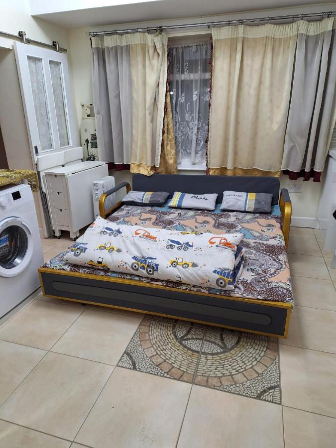 Luxury Apartment In Birmingham With Free Parking. Екстериор снимка